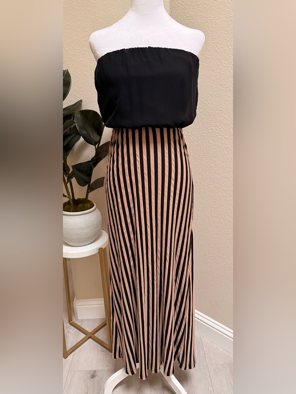 Charlotte Russe Striped Strapless Dress